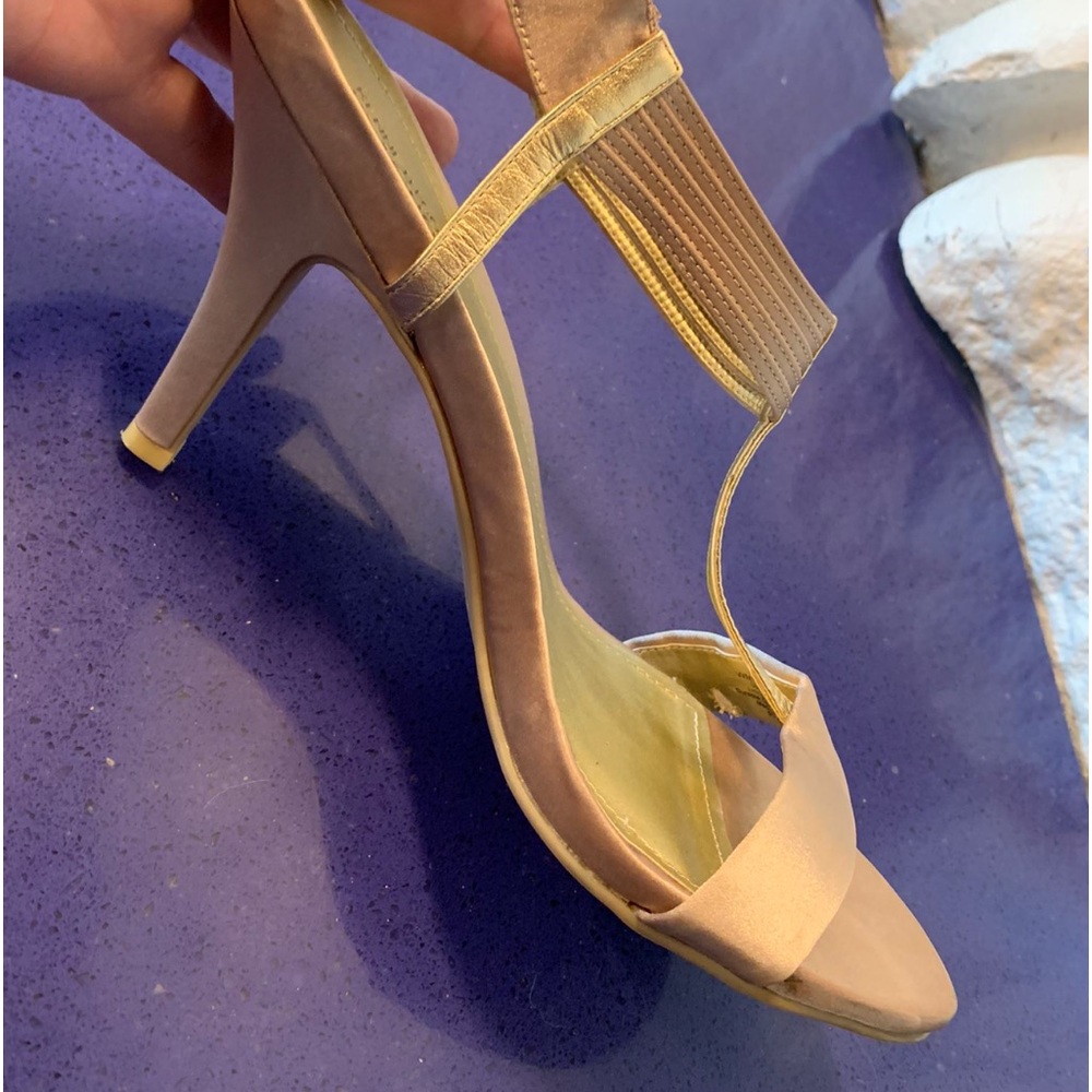 Kenneth Cole REACTION Women's high heels size 11